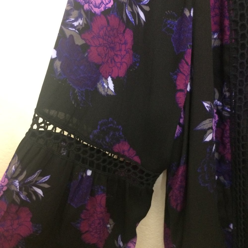 Torrid Boho Tunic Blouse Black / Plum Floral NWOT - Picture 6 of 14